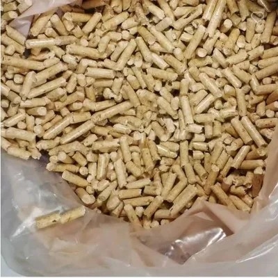 Brykiet w kształcie brykietu Sosna Fir Wood Pellets 6mm Klasa A1 / A2 Bsl Zatwierdzony