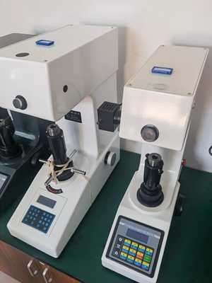 Elektryczny tester twardości Micro Vickers z obrotową kolumną OEM 220V